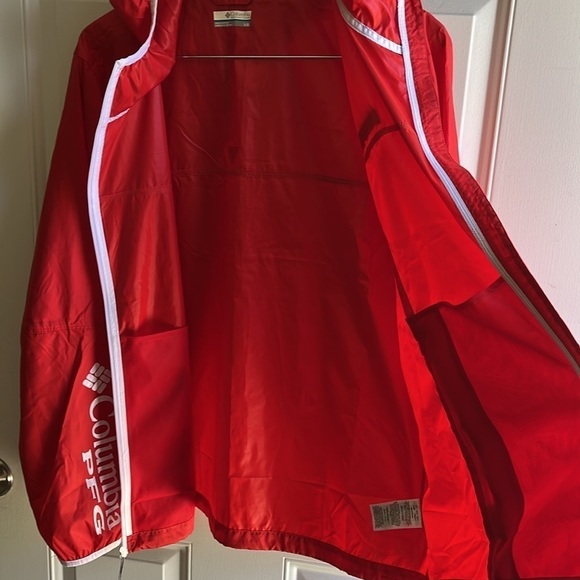 Columbia PFG Tidal Hooded Windbreaker Red Jacket Full Zip Women's Size Large EUC - Picture 6 of 12
